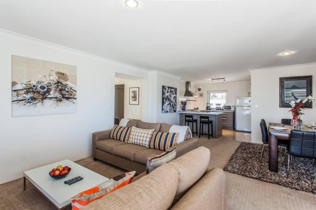 Beach View Apartment In Cottesloe Perth Exterior foto